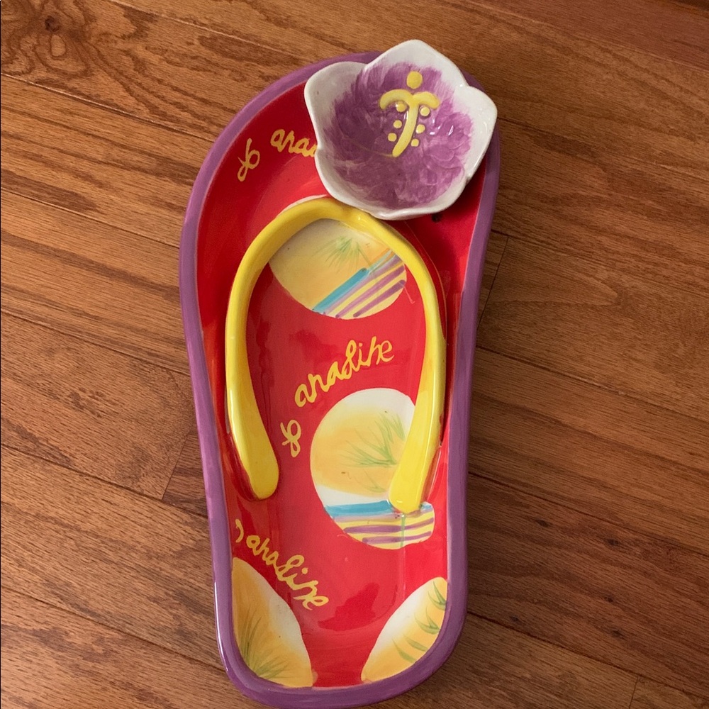Dennis East Flip Flop Chip n Dip Serveware
